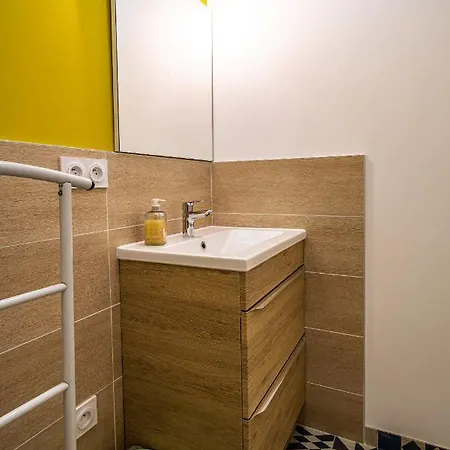 Le Pop'art - Rent4night Daire